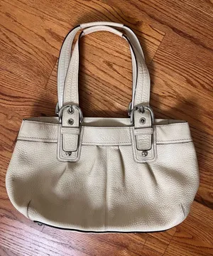 Coach Cream Leather Shoulder Bag thumbnail 1