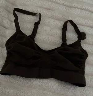 SKIMS Bralette thumbnail 1