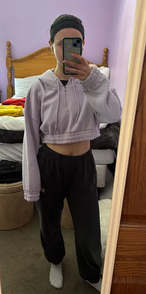 Alphalete Hoodie Cropped thumbnail 1