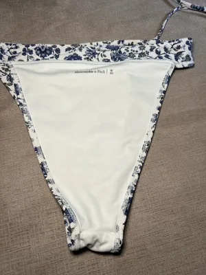 Abercrombie & Fitch Bikini Swimsuit Womens Medium White Floral Triangle Halter thumbnail 5