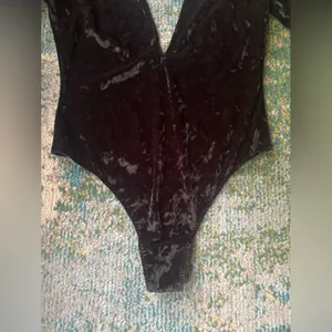 Victoria’s Secret velour long sleeve plunge open back thong bodysuit, size M/L thumbnail 5