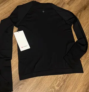 Lululemon Swiftly Tech Long Sleeve Shirt 2.0 Race Length thumbnail 4