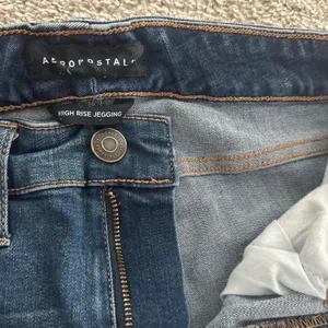 Aeropostale Women’s Dark Blue Distressed High Rise Jegging thumbnail 6