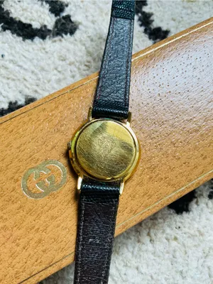 Ladies authentic GUCCI dress watch 🌹 thumbnail 8