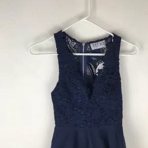 Xenia Navy V Neck Crochet MIDI Dress US 2 New With Tags Semi Formal thumbnail 3
