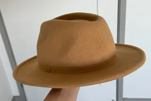 H&M Beige Fedora Hat thumbnail 1