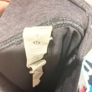 Lululemon Size 4 Wunder Train High-Rise Short 6"‎ Blaze Black Athletic thumbnail 4
