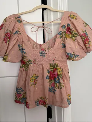 Love the label Rosette Babydoll Blouse Floral Peplum Top‎ Pink Anthropologie thumbnail 6
