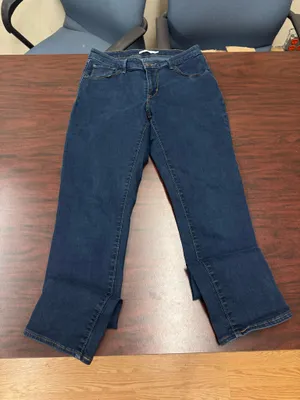 Levi’s Classic Mid Rise Skinny Jeans Size 12 Long thumbnail 1