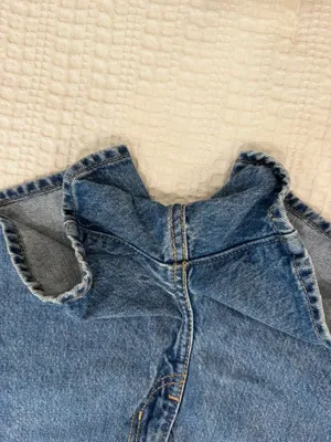 Levi’s high waisted mom shorts medium wash size 24 thumbnail 5