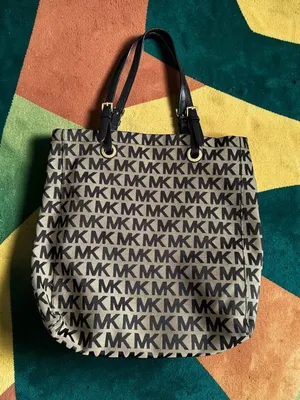 MICHAEL KORS Black Logo Shoulder Tote Bag thumbnail 1
