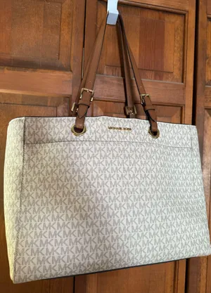 Michael Kors Large tan Logo Tote thumbnail 3