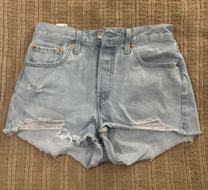 Levi’s Jean Shorts 501 thumbnail 1