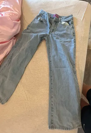 Edikted Jeans Low-Rise thumbnail 1