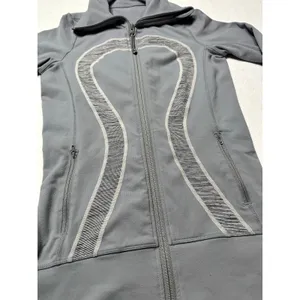 Lululemon Define Jacket Grey Full Zip Thumbholes Size 2 thumbnail 3