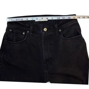 Abercrombie & Fitch High Rise 90s Relaxed Jean Black Destroy Women's Sz 25 / 0R thumbnail 6