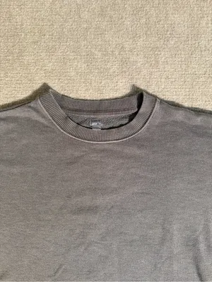 Aerie Women’s Charcoal Gray Cozy Split Hem Oversized Crewneck Sweatshirt - Small thumbnail 2
