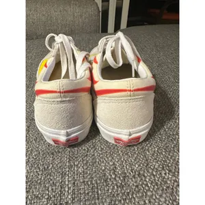 Vans Old Skool Flame Custom Shoes Unisex Cream Yellow Red Fire Size 6.5‎ EUC thumbnail 4
