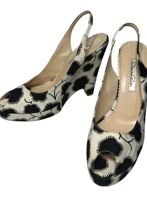 Oscar de la Renta Women’s 37.5 7.5 Black Cream Floral Slingback Platform Wedges thumbnail 3