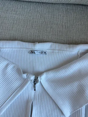Zara Ribbed White Zip-Up Top thumbnail 2