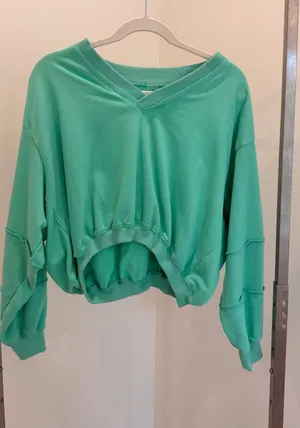 Altar'd State Women's Green V-Neck Pullover Sweatshirt Solid XS thumbnail 1