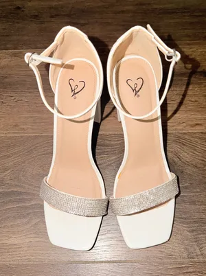 Windsor High Heels thumbnail 1