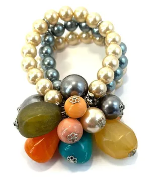 Triple strand faux pearl cluster beaded bracelet thumbnail 1