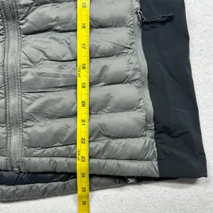 Columbia Women’s Quilted Puffer Vest Gray Black Full Zip Lightweight Size L thumbnail 6
