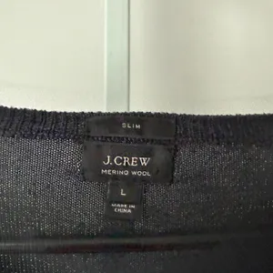 J.Crew‎ L Grey Sweater Slim Fit Merino Wool Minimalist Preppy Classic thumbnail 4
