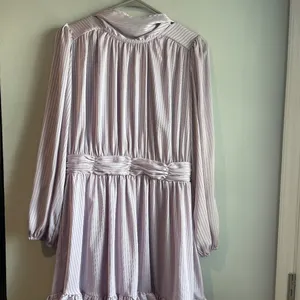 ENTRO Knee-Length Mock Neck Lavender Dress - Large - NWT thumbnail 2