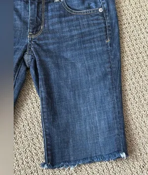 American Eagle Women’s Artist Crop Stretch Jean Bermuda Shorts. thumbnail 3
