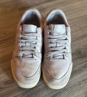 Reebok Sneakers thumbnail 2