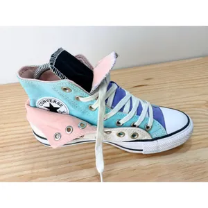 Converse Chuck Taylor All Star Double Upper Hi Top White Multi 167416F Size W7/M thumbnail 3