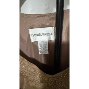Davids Bridal Bronze Gold Metallic Beaded V-Neck Sleeveless Maxi Evening Gown thumbnail 2