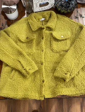 HYFVE Fuzzy Jacket thumbnail 2