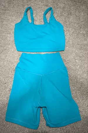 Offline by Aerie Teal Twist-Front Sports Bra & High-Waist Bike Shorts Set thumbnail 2