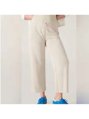 Athleta Seasoft Mid Rise Straight Crop thumbnail 2