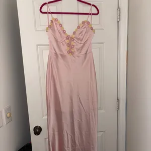 Selfie Leslie Pink Midi Dress Size L thumbnail 3