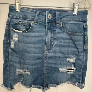 American Eagle Hi-Rise Mini Denim Jean Skirt Distressed Size 0 Blue thumbnail 1