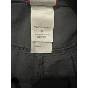 The North Face grey gorpcore nylon utility shorts Size 6 thumbnail 5