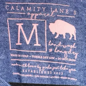 Calamity Jane's Apparel Blue OK V Neck Graphic Tee Shirt‎ thumbnail 4