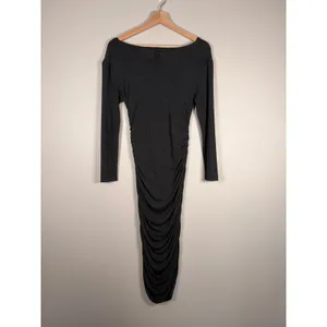 Norma Kamali Gray Ruched Long Sleeve Scoop Neck Raw hem Bodycon Midi‎ Dress XS thumbnail 5