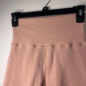 aerie Ribbed High-Waist Bike Shorts — Dusty Mauve thumbnail 2