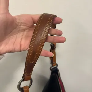 Coach Pebbled Black Leather Chelsea Hobo Shoulder Bag with brown Contrast Strap thumbnail 10