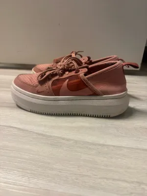Pink Nike Court Vision thumbnail 5