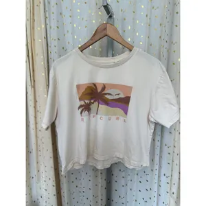 Rip Curl Sunset Golden Hour Palm Tree Scoop Neck Baby Tee Cropped T-Shirt M thumbnail 2