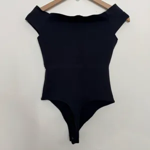 Abercrombie & Fitch Off the Shoulder Bodysuit Black Soft A&F Collection Size XS thumbnail 2