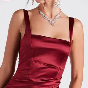 Windsor Callie High Slit Satin Formal Dress thumbnail 4