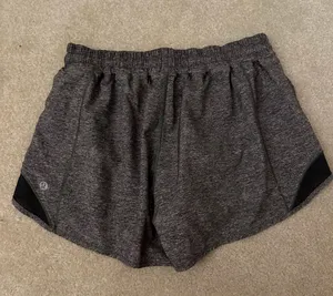 Gray Hotty Hot 4” Shorts thumbnail 3