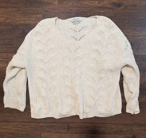 White chunky sweater Size L thumbnail 1